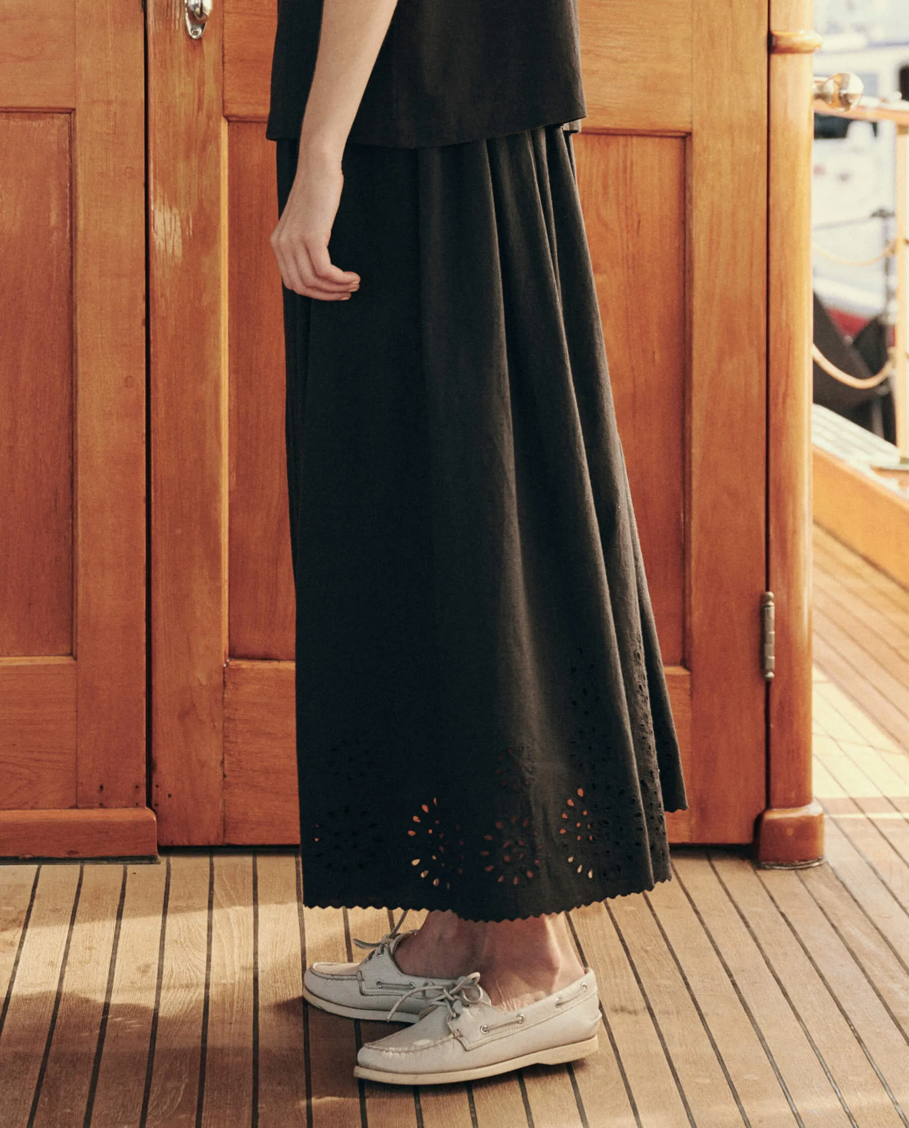 The Gather Skirt. -- Black